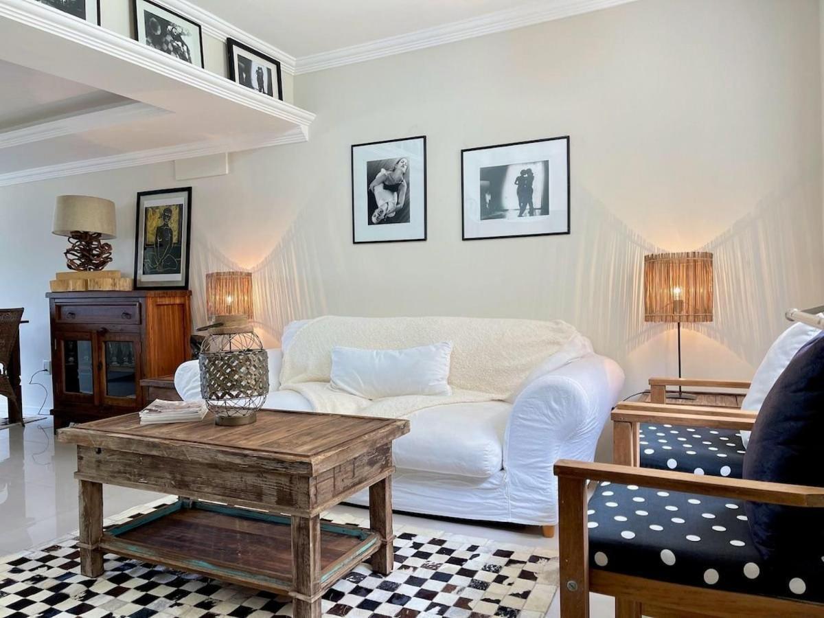 Casa Triplex 3 Dorm A 6Qd Rua Coberta Canela Exterior foto