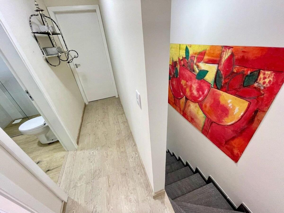 Casa Triplex 3 Dorm A 6Qd Rua Coberta Canela Exterior foto