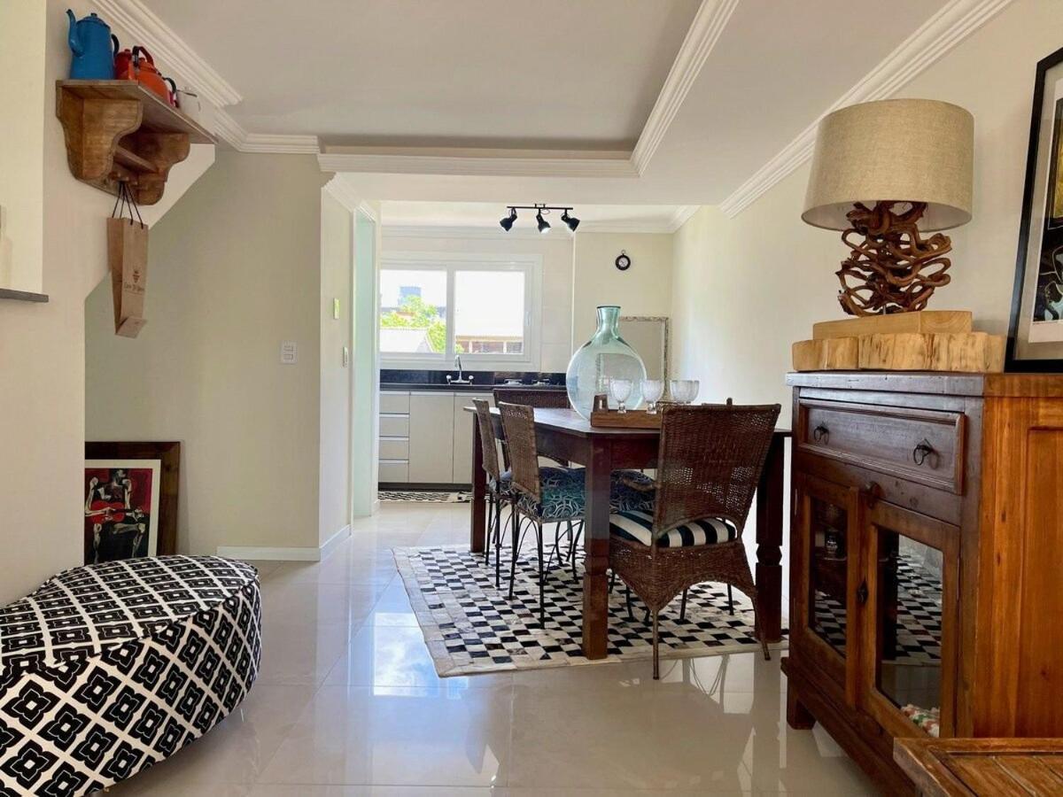 Casa Triplex 3 Dorm A 6Qd Rua Coberta Canela Exterior foto