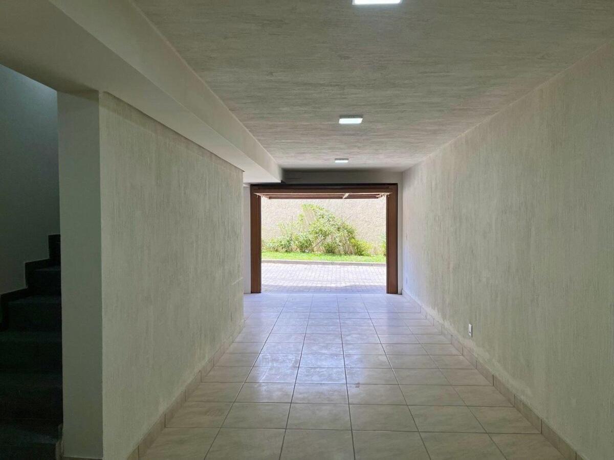 Casa Triplex 3 Dorm A 6Qd Rua Coberta Canela Exterior foto